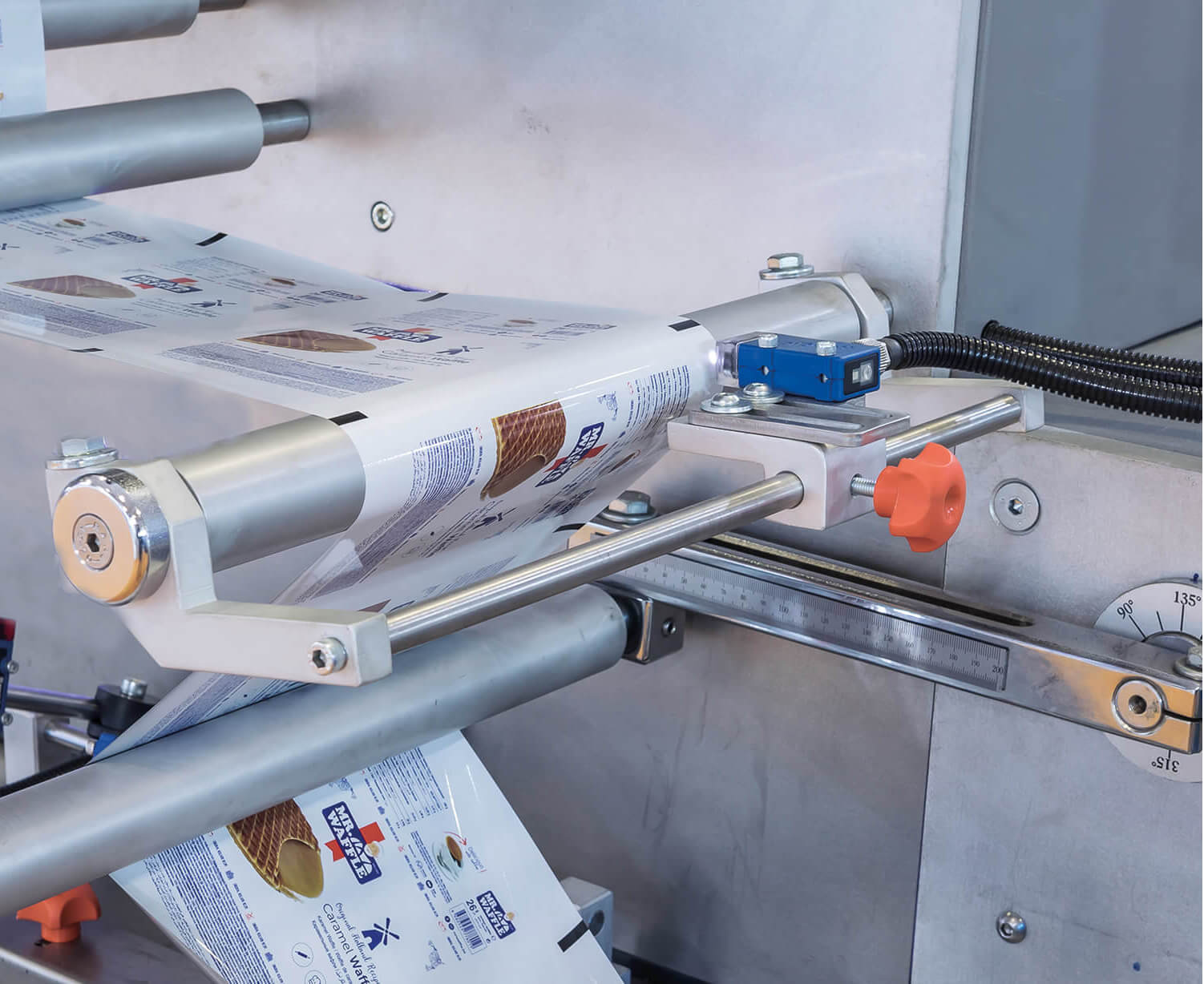 EHP 350 Flow Pack Presto - Areté Group Packaging Machinery and Conveyor Solutions