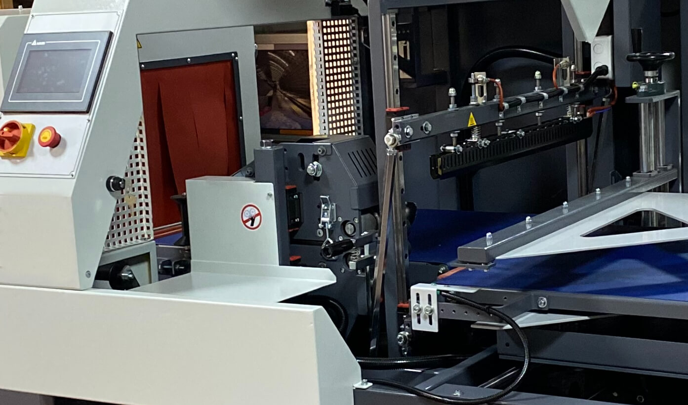 SLR Continous Motion Side Sealing & Shrink Tunnel - Areté Group Packaging Machinery and Conveyor Solutions
